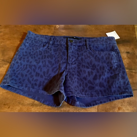✨Joe’s Jeans Wild Blue Leopard Denim Shorts✨ NWT - Picture 1 of 11